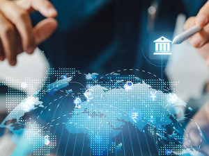 Top tips for managing finances while living abroad